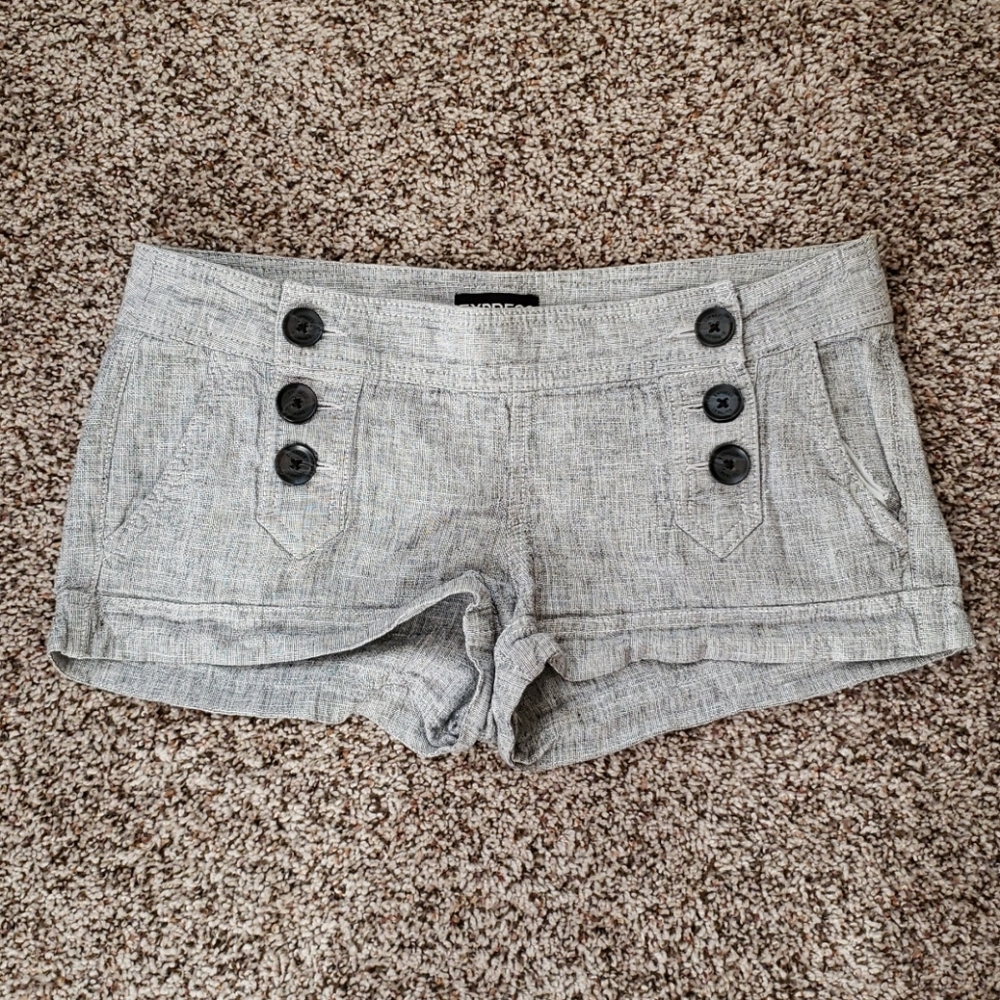 Women's Express Linen Shorts